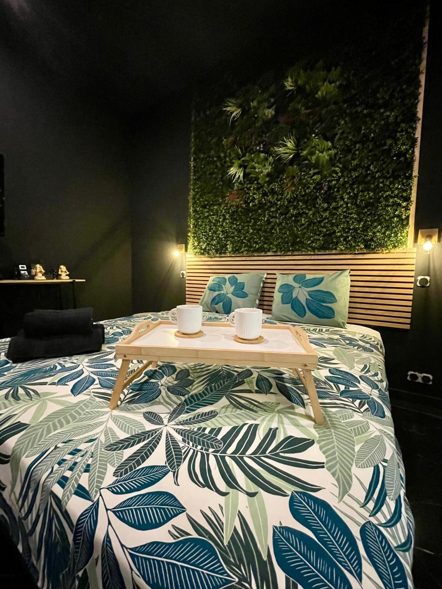 Jungle Love Room De L Hermitage Tournon-sur-Rhone Exterior foto